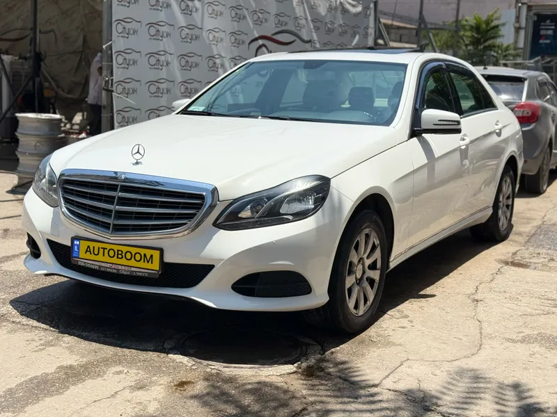 Mercedes E-Class 2ème main, 2016