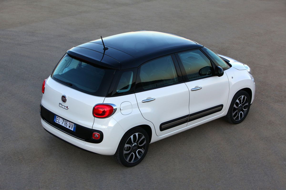 פיאט 500L ‏2012. מרכב, צורה. קומפקט וואן, 1 דור