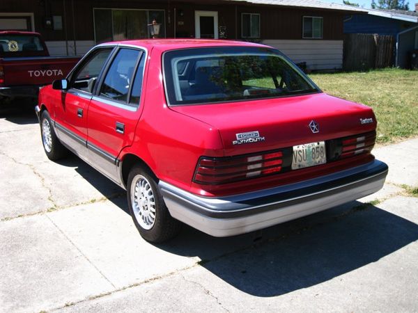 Plymouth Sundance 1986. Carrosserie, extérieur. Liftback, 1 génération