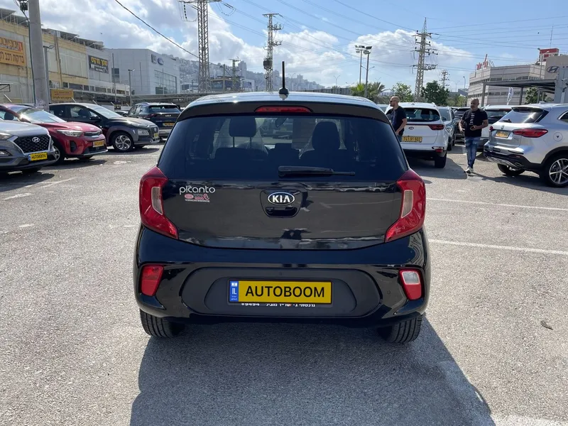 Kia Picanto 2nd hand, 2021, private hand
