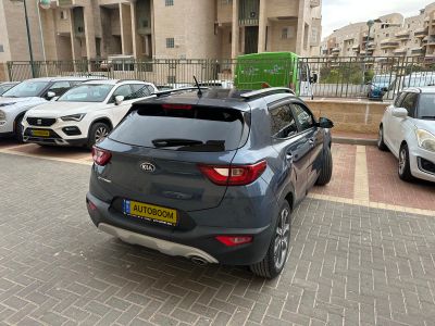 Kia Stonic 2nd hand, 2021, private hand