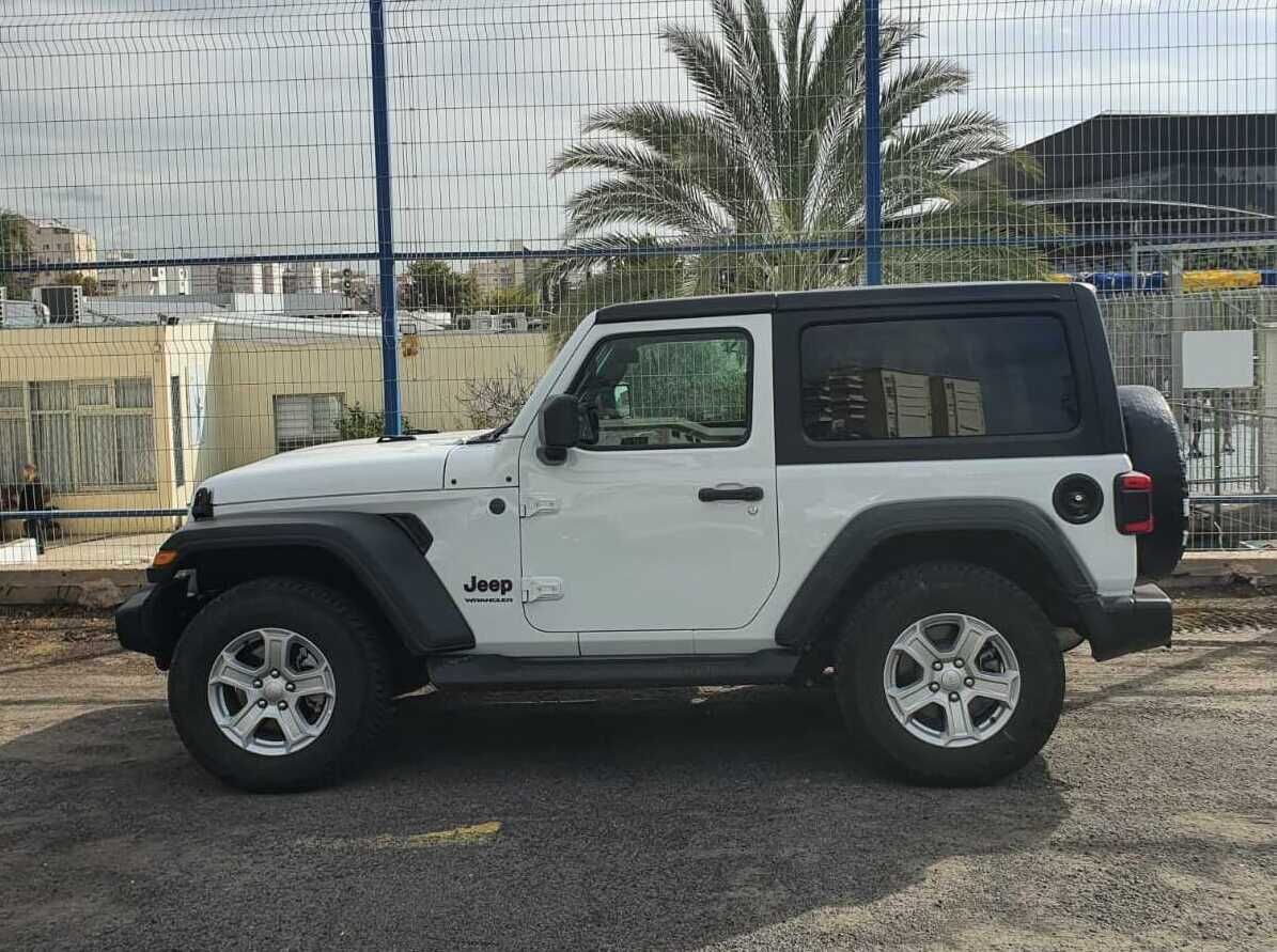 Jeep Wrangler 2nd hand, 2022, private hand