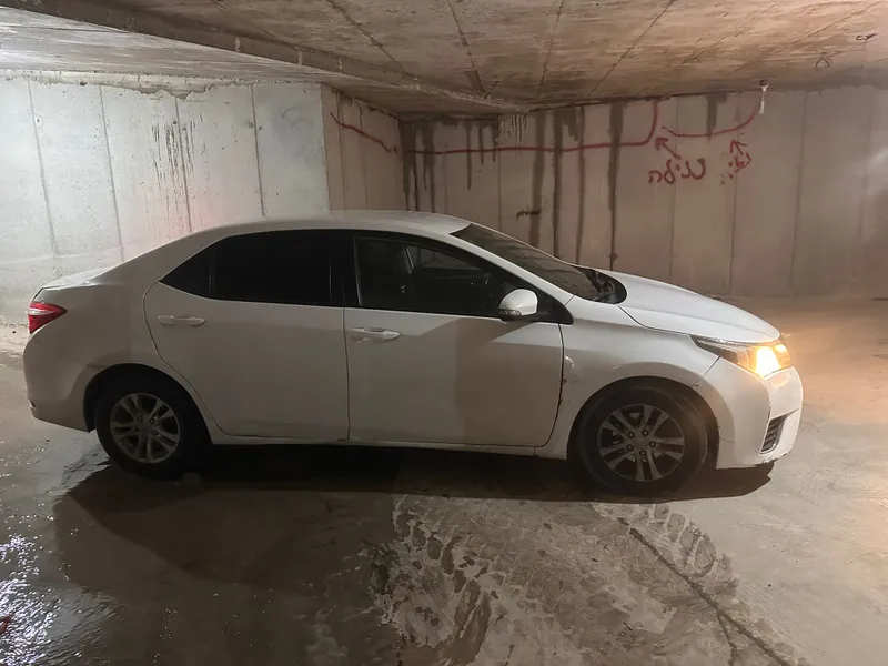 Toyota Corolla 2nd hand, 2013, private hand