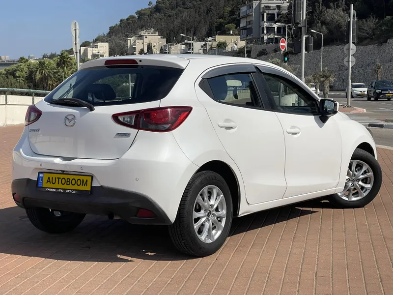 Mazda 2 2ème main, 2015, main privée