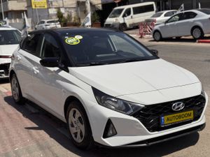 Hyundai i20, 2022, photo