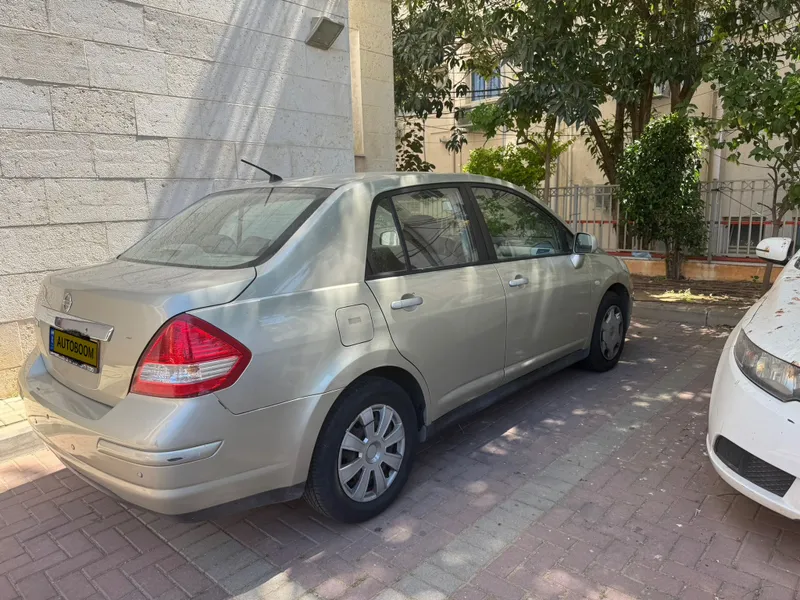 Nissan Tiida с пробегом, 2009, частная рука