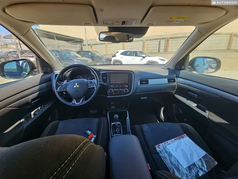 Mitsubishi Outlander 2nd hand, 2018