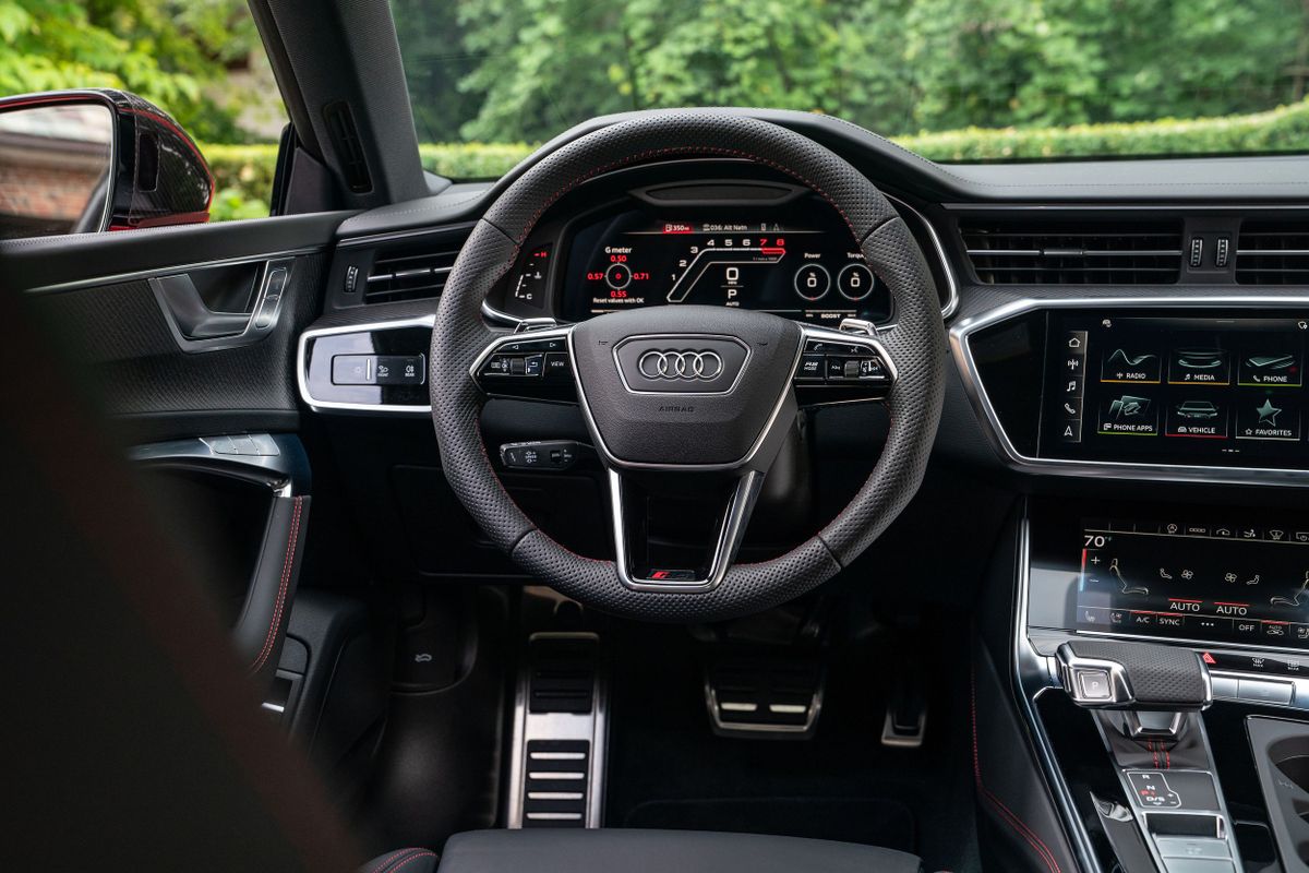 Audi RS7 2019. Tableau de bord. Liftback, 2 génération