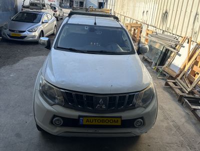 Mitsubishi L200 2nd hand, 2017, private hand