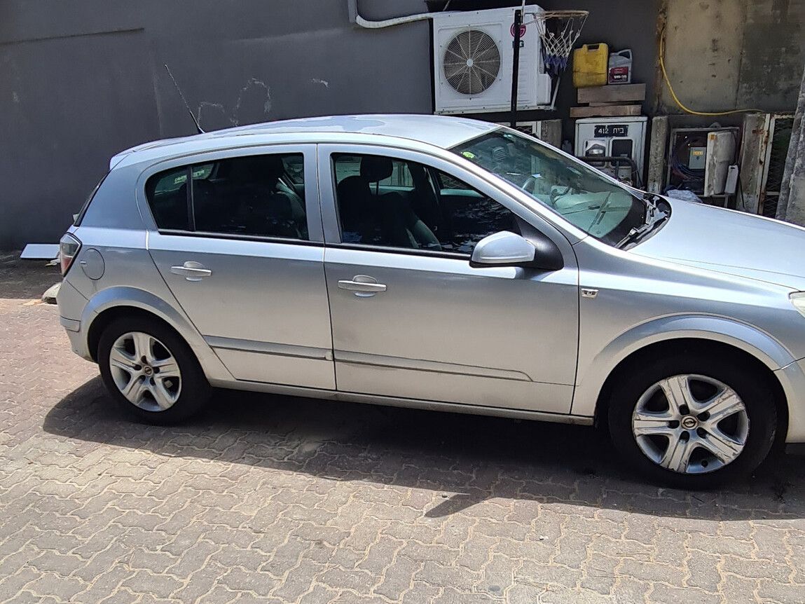 Opel Astra 2nd hand, 2009, private hand