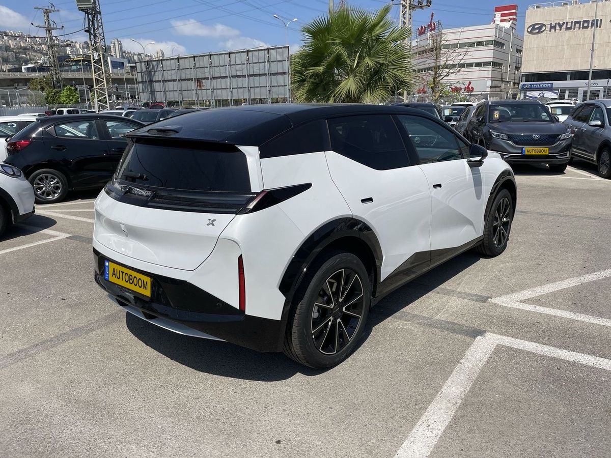 Zeekr X new car, 2024