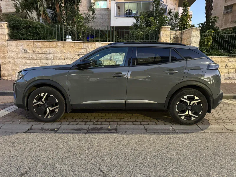Peugeot 2008 с пробегом, 2024, частная рука
