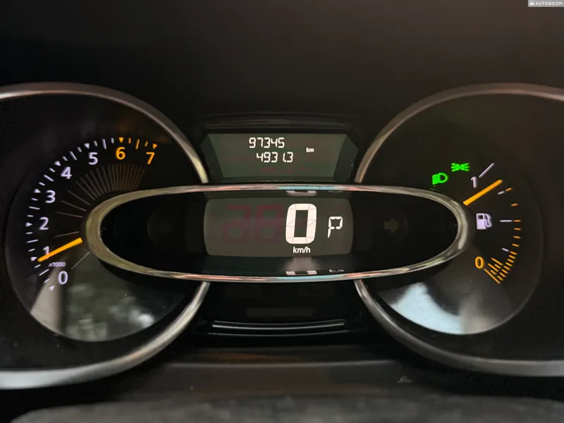 Renault Clio 2ème main, 2015, privée