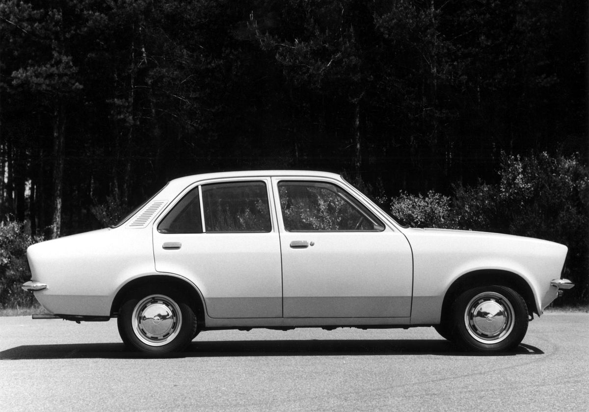 אופל קאדט 1973. מרכב, צורה. סדאן, 3 דור