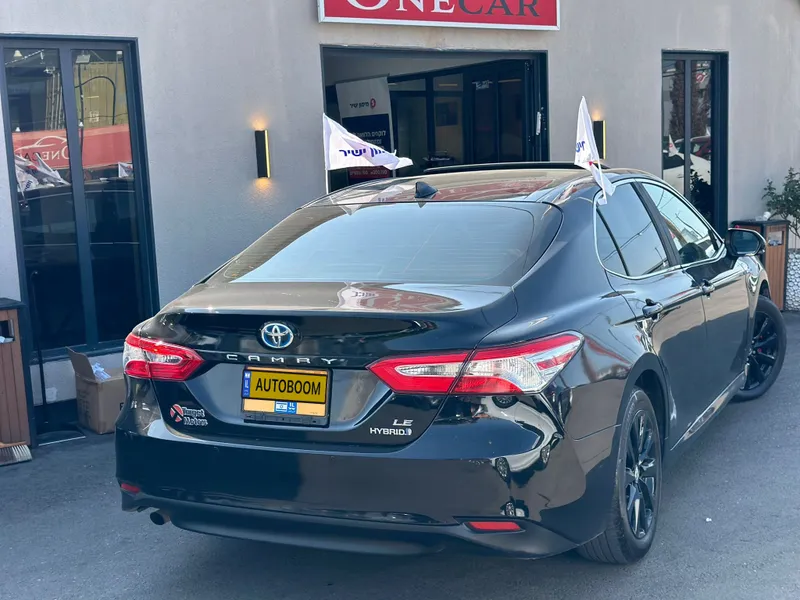 Toyota Camry 2nd hand, 2020, private hand