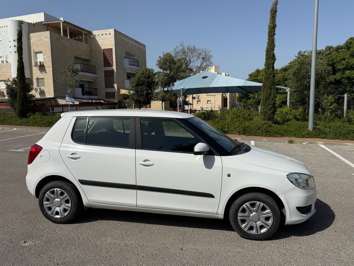 Skoda Fabia 2nd hand, 2012, private hand