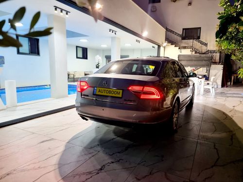 Skoda Superb с пробегом, 2012, частная рука