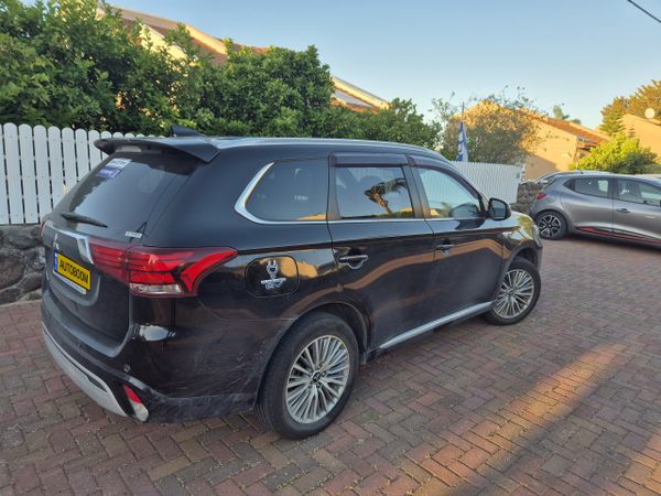 Mitsubishi Outlander 2nd hand, 2020, private hand
