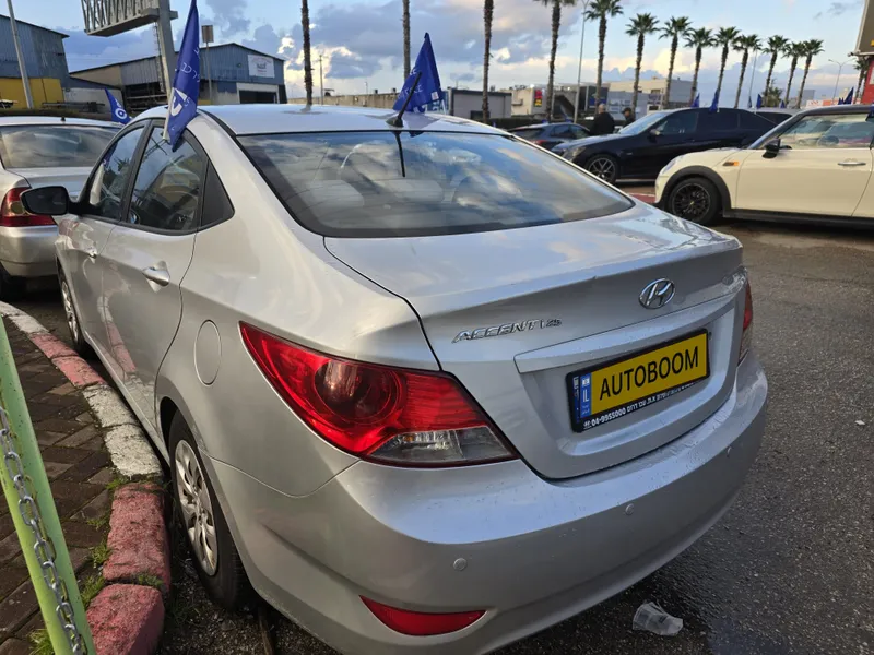 Hyundai i25 с пробегом, 2016