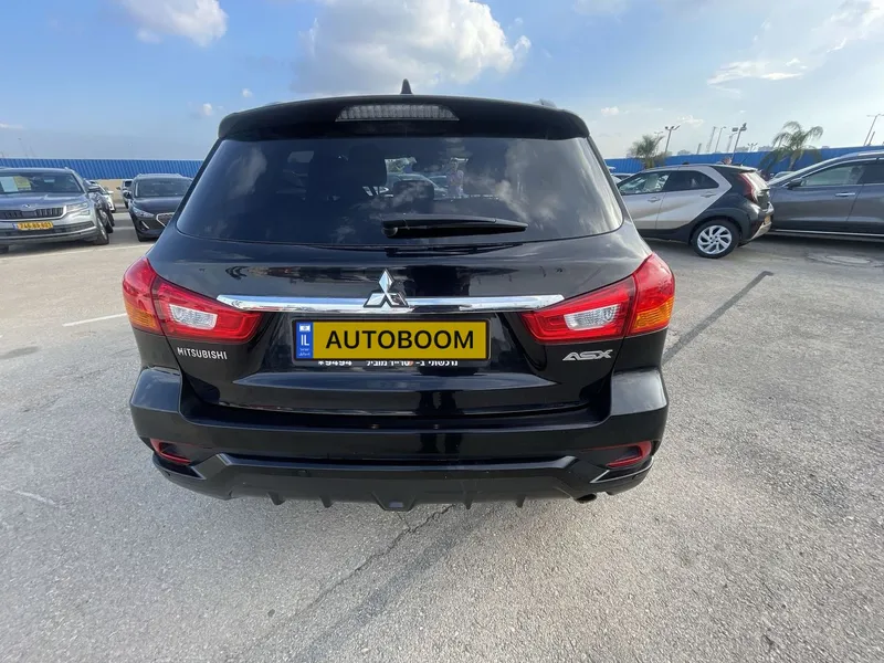 Mitsubishi ASX с пробегом, 2018