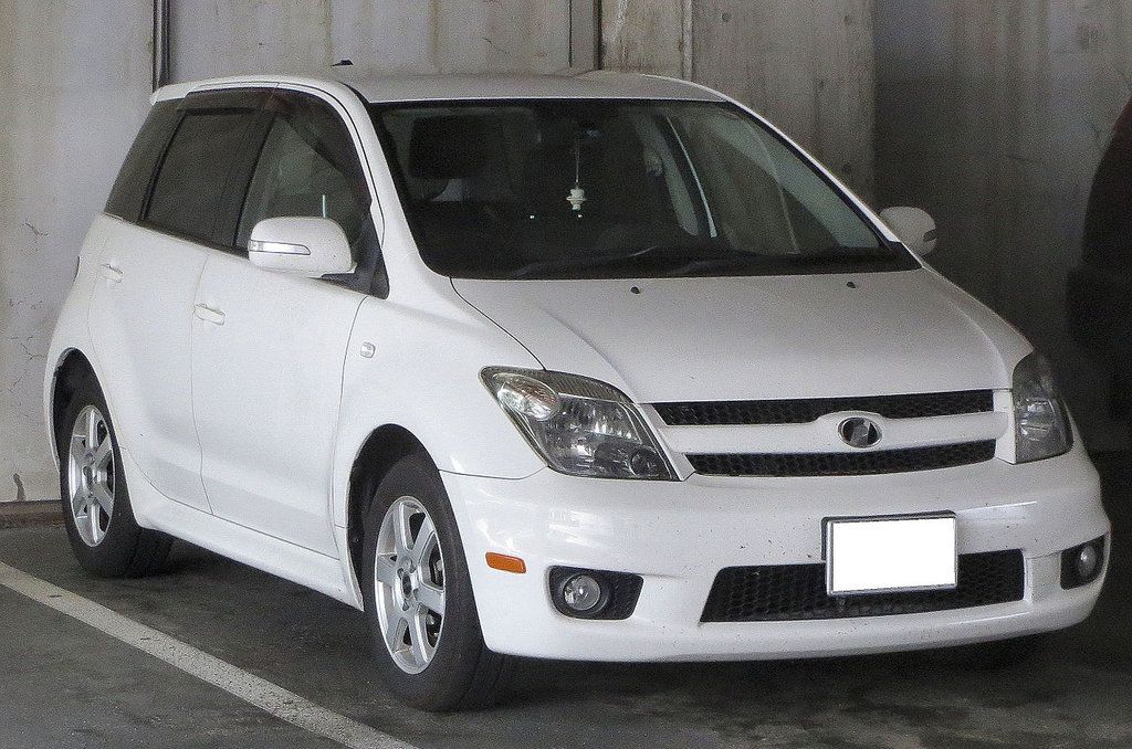 Toyota Ist 2005. Bodywork, Exterior. Mini 5-doors, 1 generation, restyling