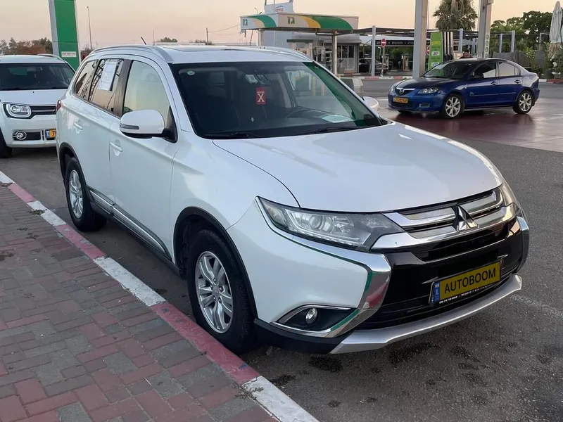 Mitsubishi Outlander с пробегом, 2016, частная рука