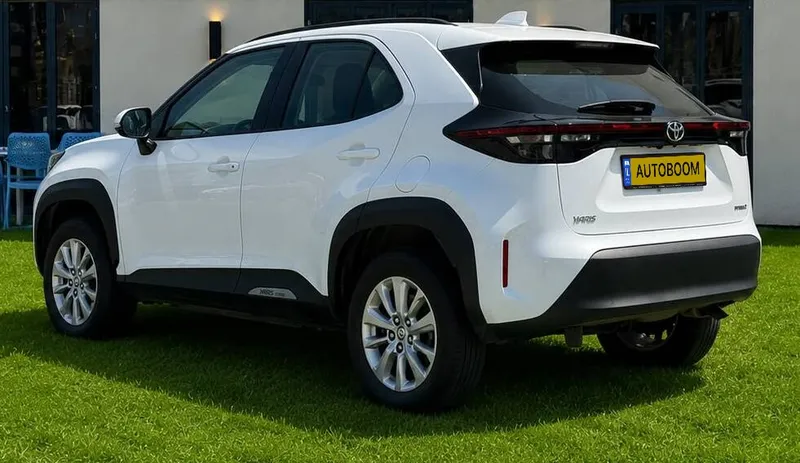 Toyota Yaris Cross 2nd hand, 2025, private