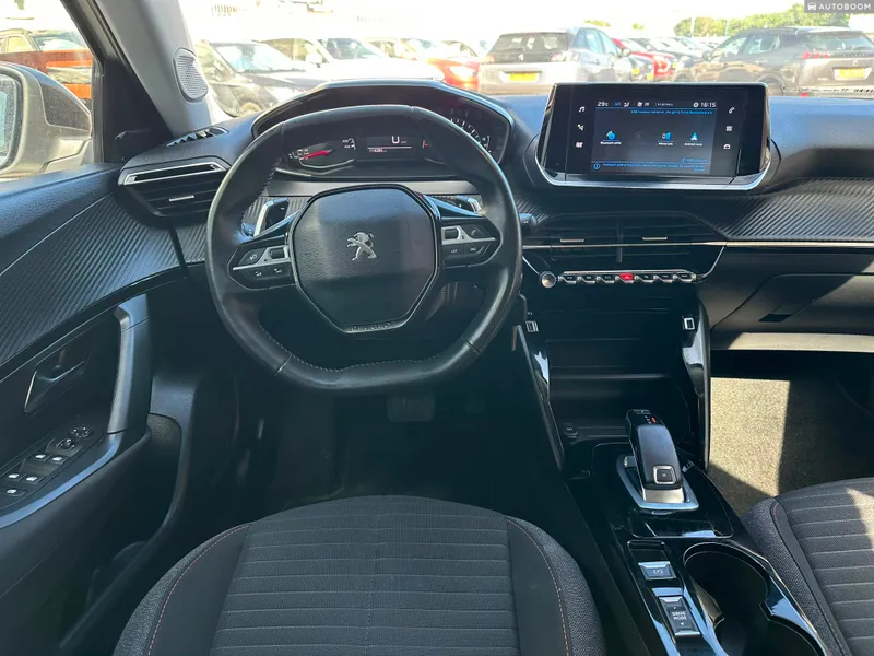 Peugeot 2008 2nd hand, 2022, private