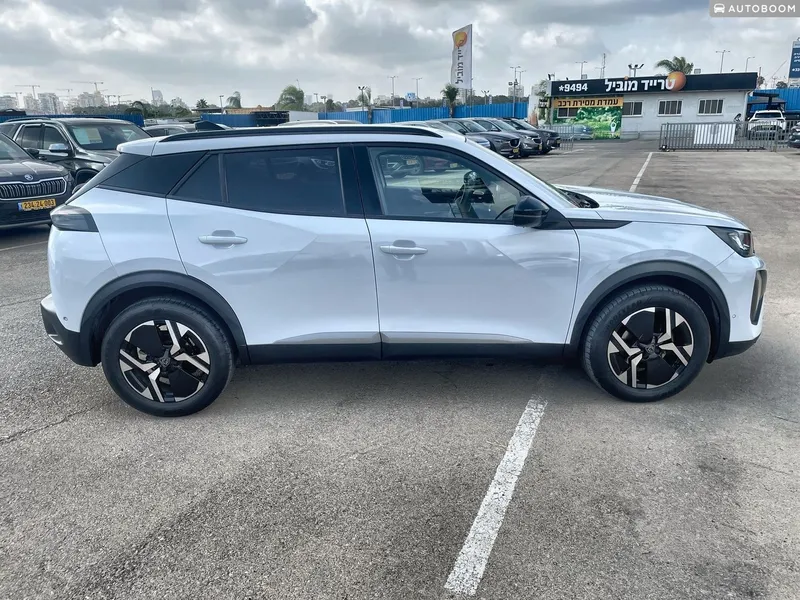 Peugeot 2008 2nd hand, 2024, private