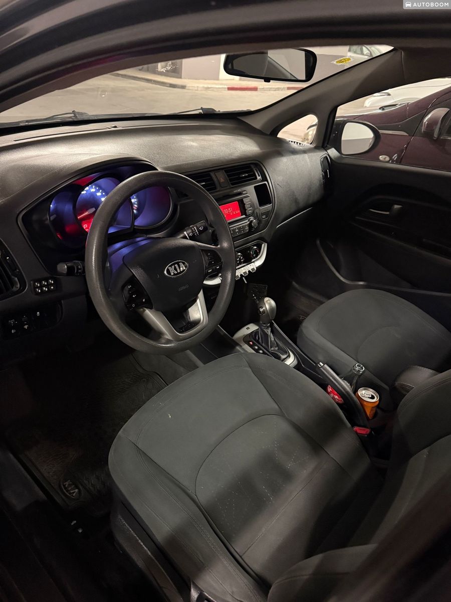 Kia Rio 2nd hand, 2013