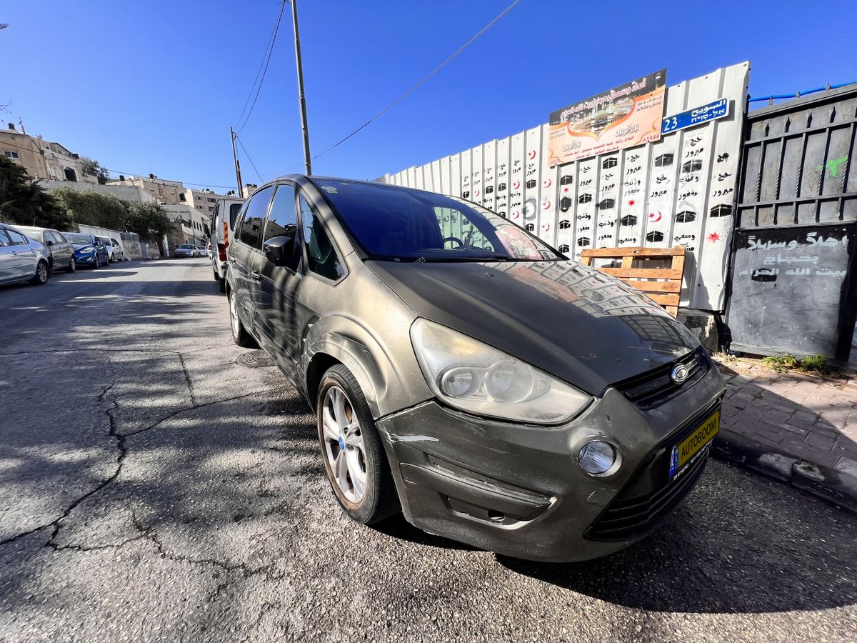 Ford S-MAX 2nd hand, 2011, private hand
