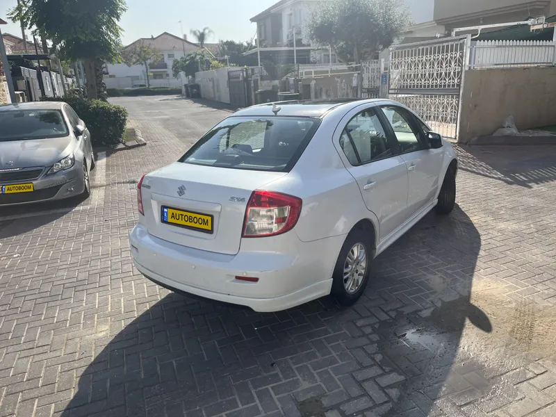 סוזוקי SX4 יד 2 רכב, 2013, פרטי