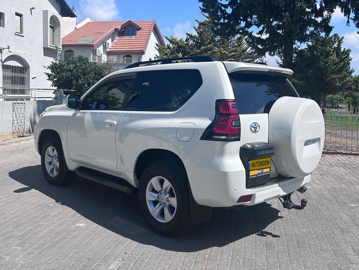 Toyota Land Cruiser 2nd hand, 2020, private hand