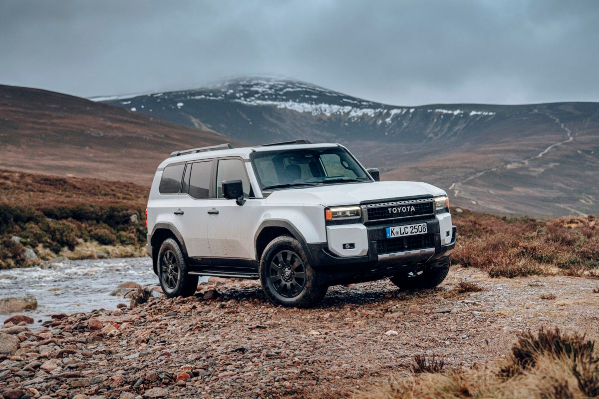 Toyota Land Cruiser 2024. Кузов, экстерьер. Внедорожник 5 дв., 5 поколение