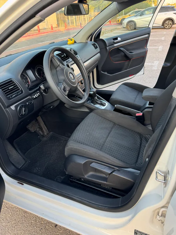 Volkswagen Jetta с пробегом, 2011, частная рука
