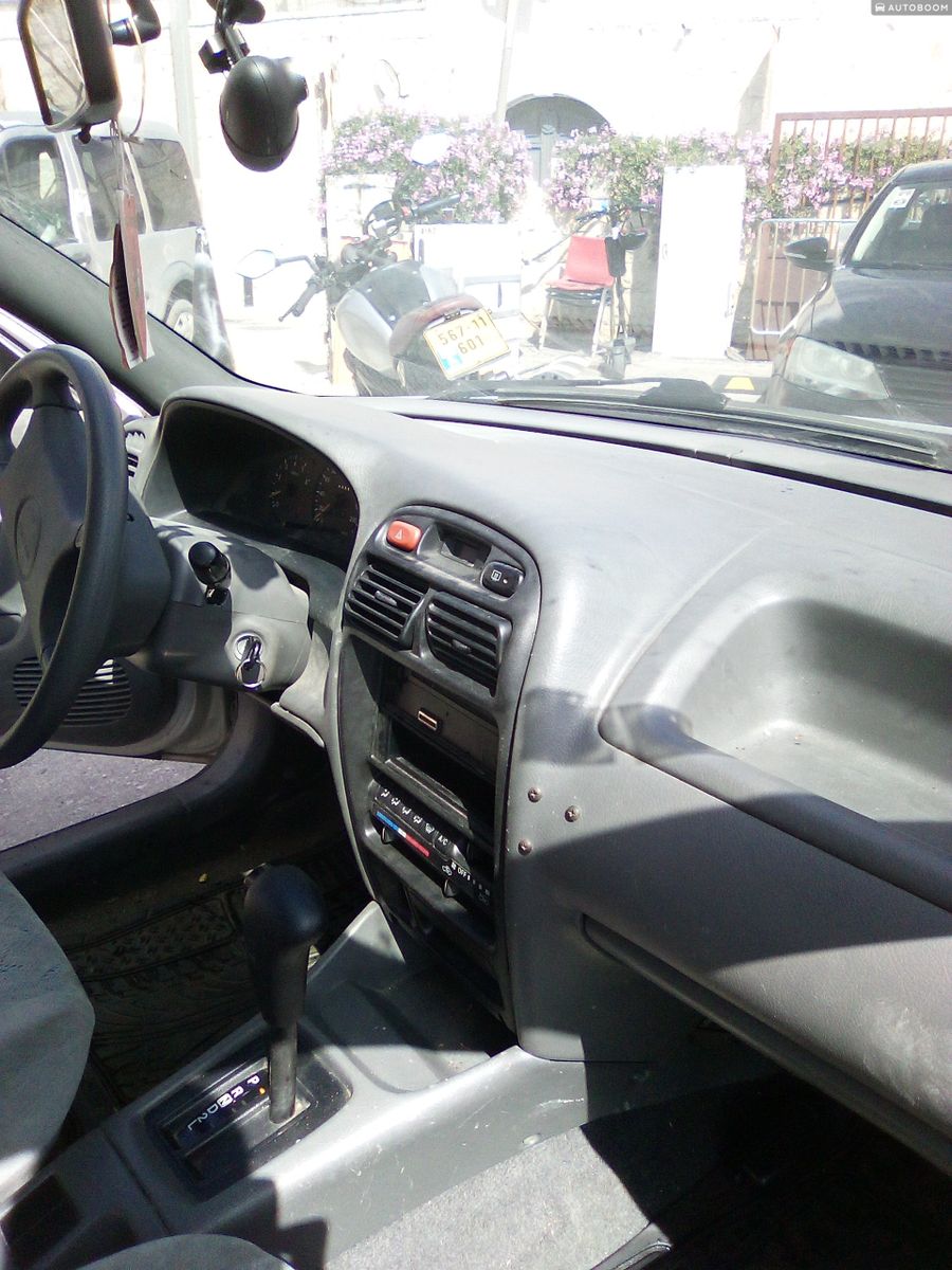 Suzuki Baleno 2ème main, 2000, privée