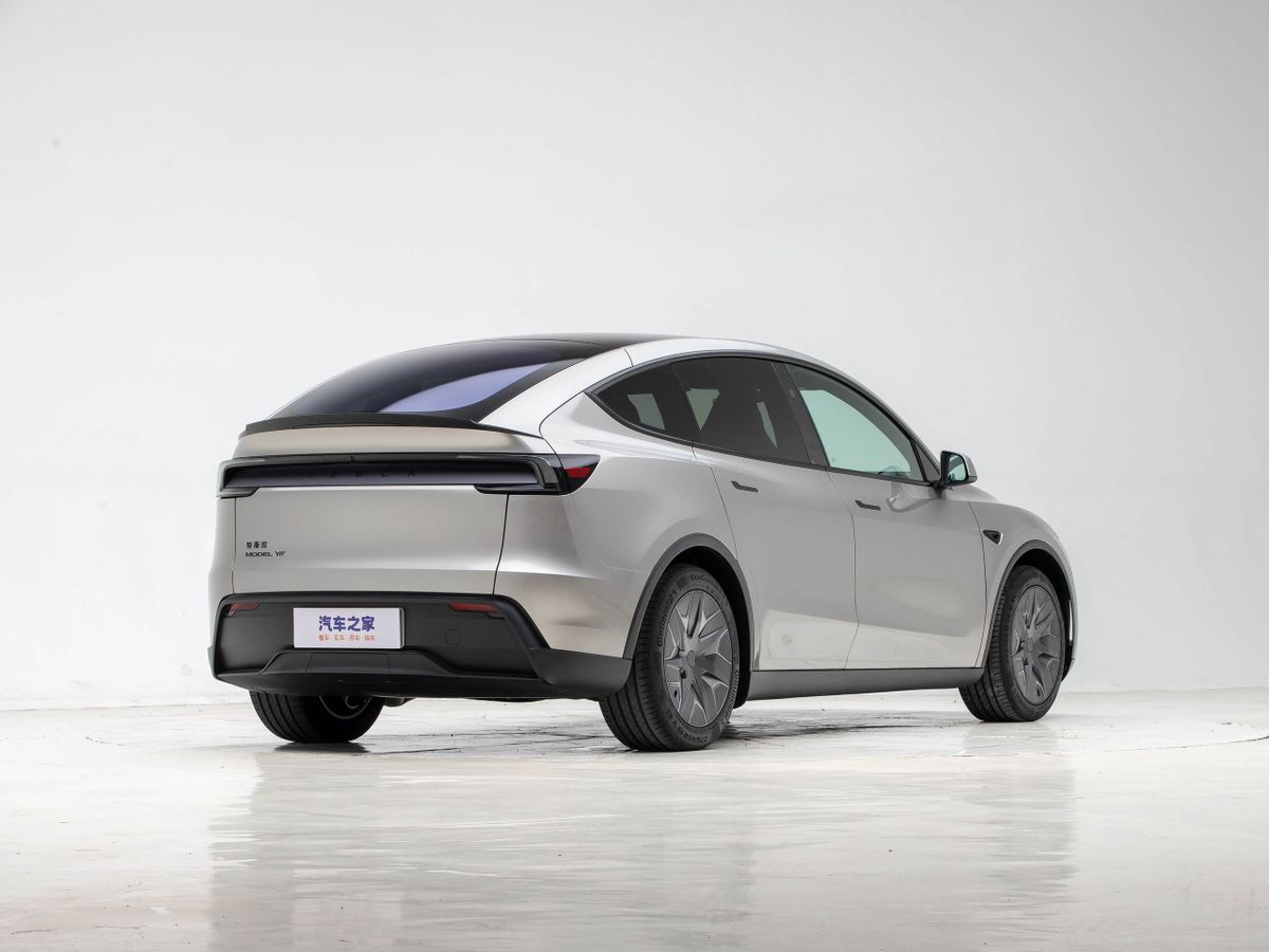 Tesla Model Y 2025. Bodywork, Exterior. SUV Long, 1 generation, restyling