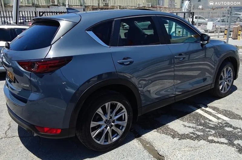 Mazda CX-5 2nd hand, 2021, private