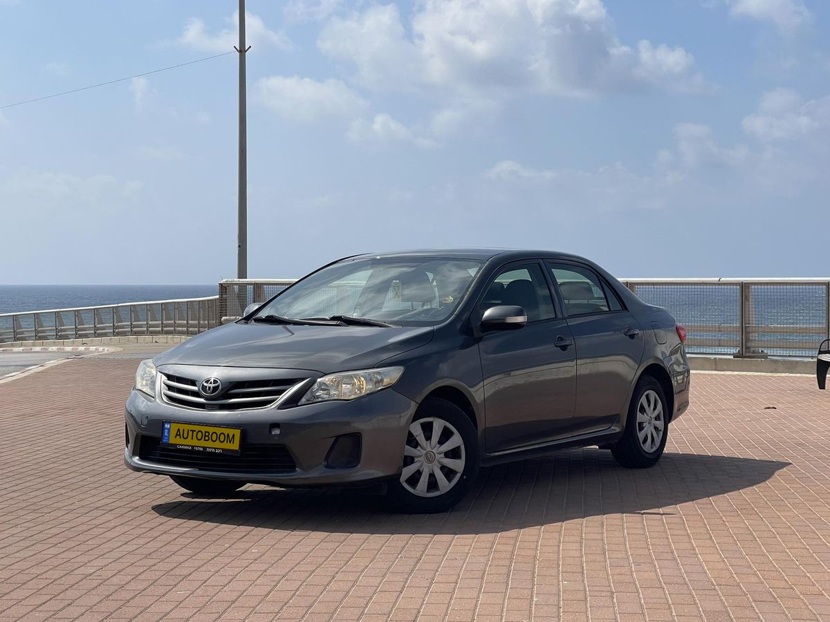 Toyota Corolla 2nd hand, 2010
