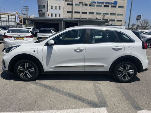 Kia Niro с пробегом, 2022