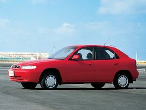 Daewoo Nubira 1997. Carrosserie, extérieur. Hatchback 5-portes, 1 génération