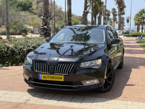 Škoda Superb, 2018, photo
