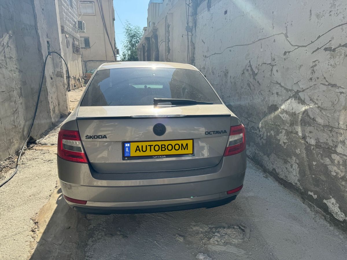 Skoda Octavia 2nd hand, 2018, private hand