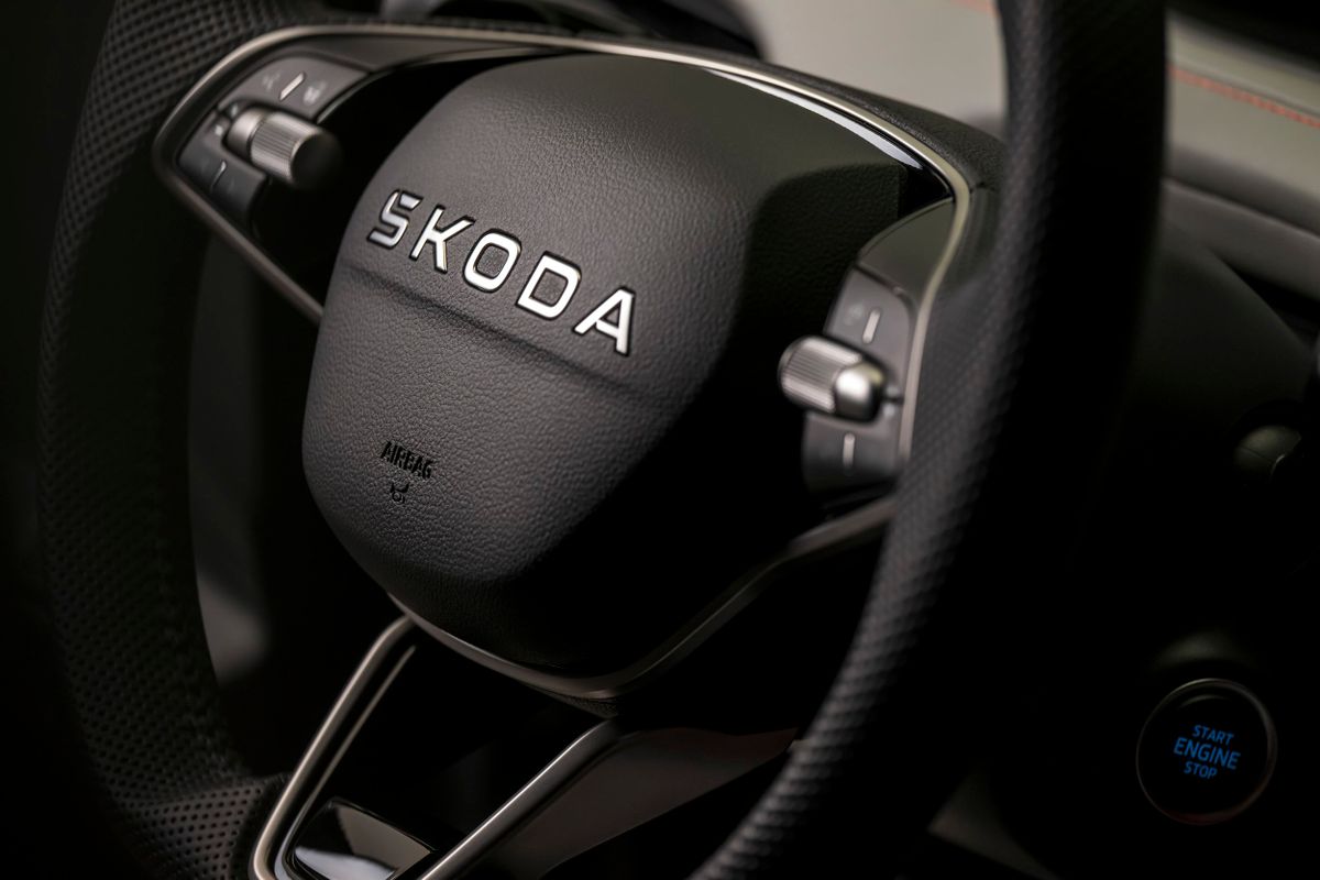 Skoda Элрок 2024. Руль. Внедорожник 5 дв., 1 поколение
