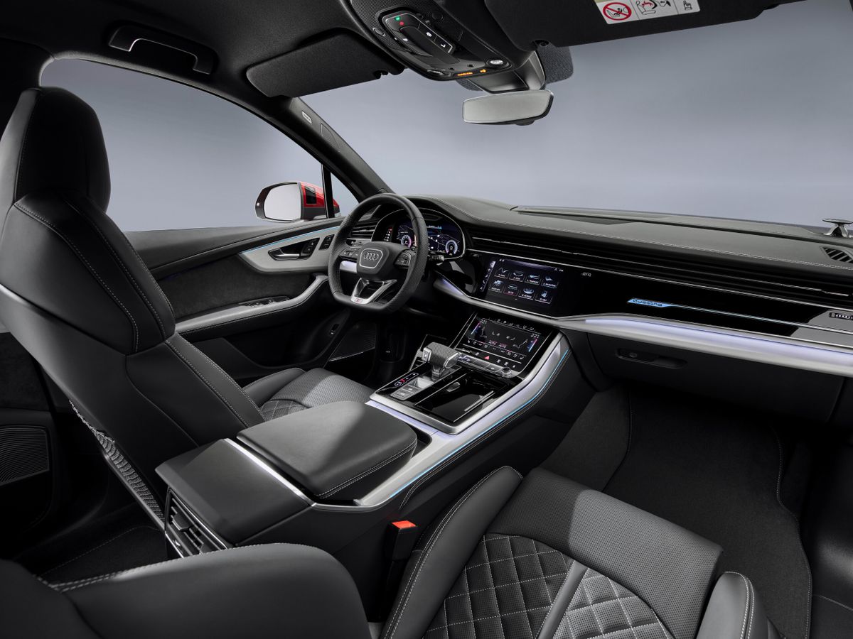 Audi Q7 2019. Siéges avants. VUS 5-portes, 2 génération, restyling