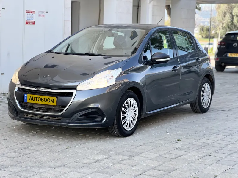 Peugeot 208 2nd hand, 2017, private hand