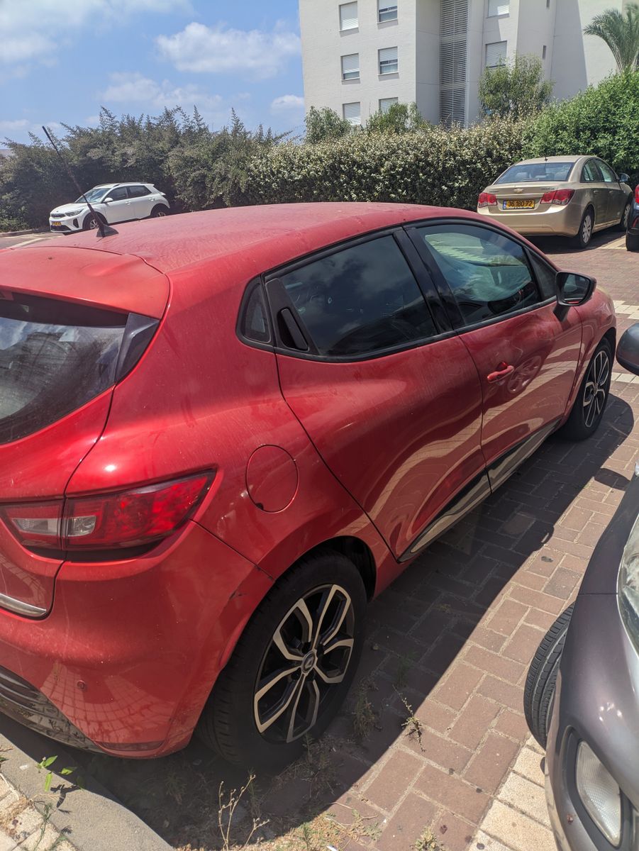 Renault Clio 2nd hand, 2017, private hand