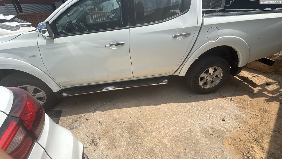 Mitsubishi L200 2nd hand, 2018
