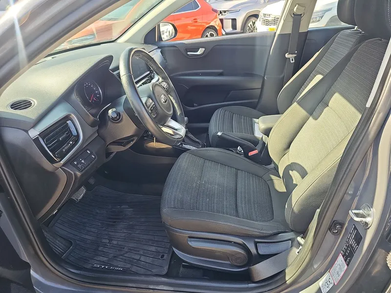 Kia Stonic 2nd hand, 2021, private hand