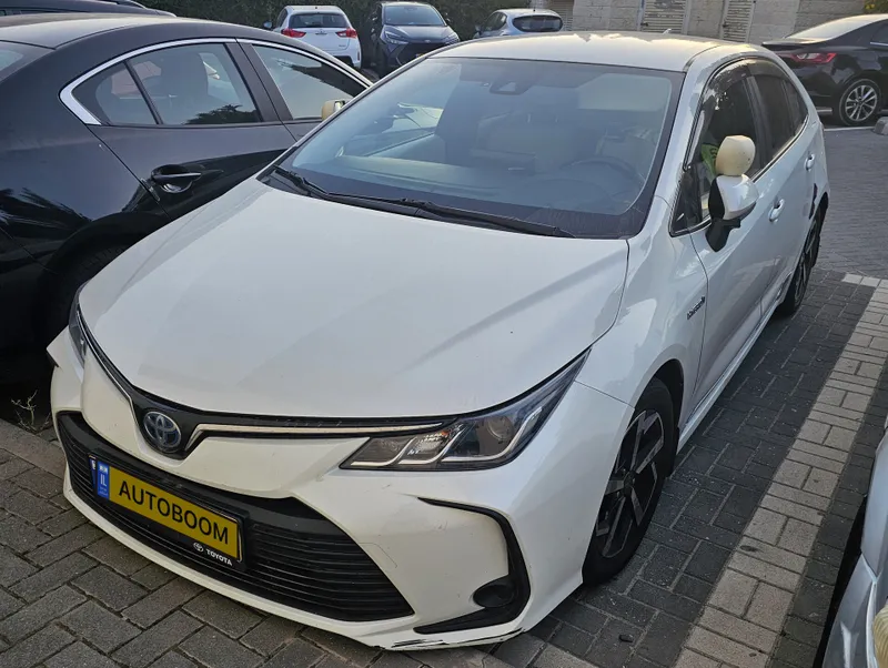 Toyota Corolla 2nd hand, 2021, private hand